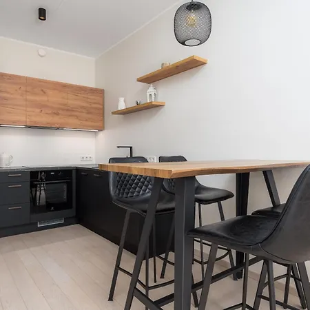 Lai Lejlighed Pärnu